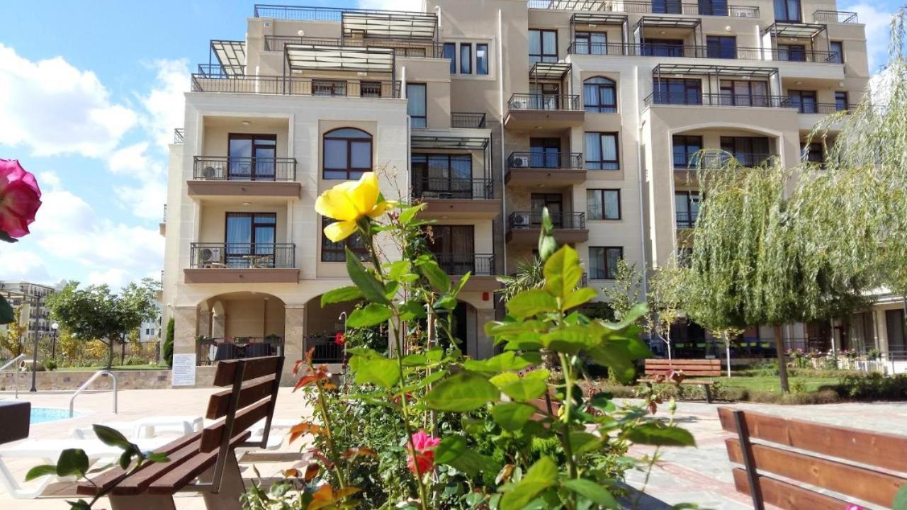 Charming Studio In Sorrento Sole Mare Sveti Vlas Eksteriør billede