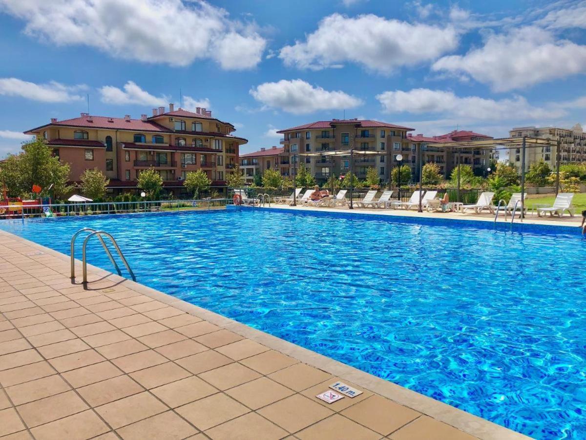 Charming Studio In Sorrento Sole Mare Sveti Vlas Eksteriør billede