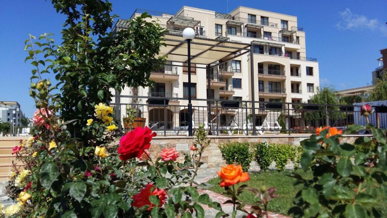 Charming Studio In Sorrento Sole Mare Sveti Vlas Eksteriør billede